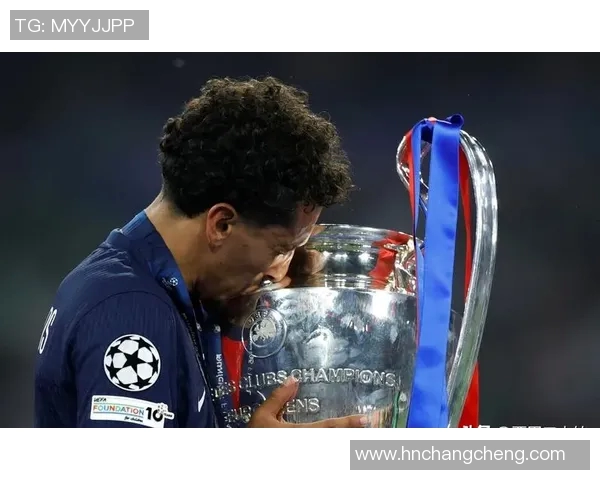 伊斯坦布尔主场迎战大巴黎谁能在欧冠赛场上笑到最后 伊斯坦布尔主场迎战大巴黎谁能在欧冠赛场上笑到最后