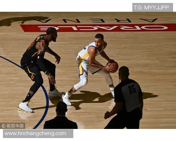 2017年NBA总决赛勇士与骑士第三场精彩对决回顾与分析