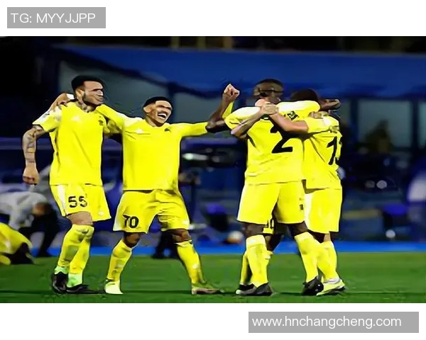 库克斯与谢里夫对决分析战术布局与球员表现的全面解读