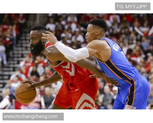 火箭队与雷霆队激战四月八日期待精彩对决与球星表现 火箭队与雷霆队激战四月八日期待精彩对决与球星表现