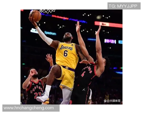 灰熊与湖人激战正酣比分揭晓引发球迷热议