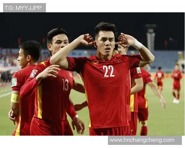 上海足球队的崛起与发展探秘聚焦城市足球力量的崭新篇章 上海足球队的崛起与发展探秘聚焦城市足球力量的崭新篇章