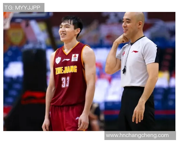 吴前的篮球之路:从青涩少年到CBA明星的奋斗历程与成就分享 吴前的篮球之路:从青涩少年到CBA明星的奋斗历程与成就分享