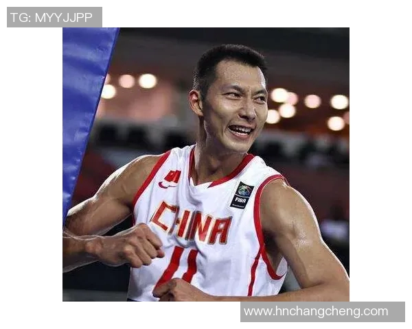 易建联的篮球传奇之路:从青涩少年到国家队核心的成长历程与辉煌成就 易建联的篮球传奇之路:从青涩少年到国家队核心的成长历程与辉煌成就