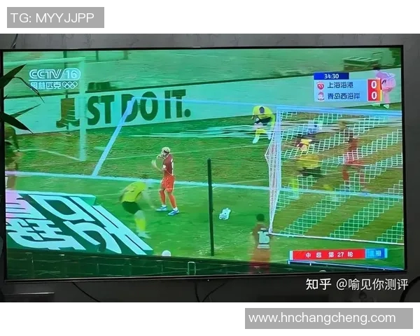 李静独家解析足球技巧与战术分享助你提升球技和观赛体验 李静独家解析足球技巧与战术分享助你提升球技和观赛体验